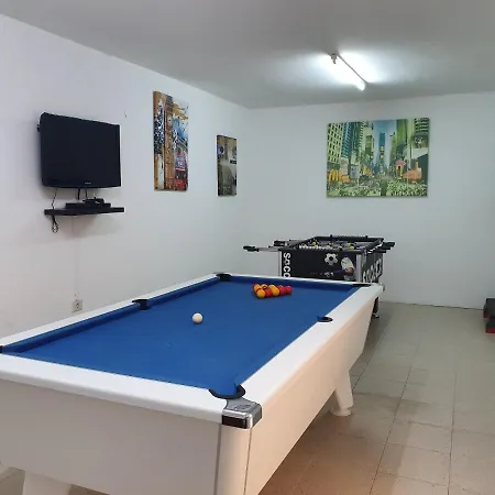 Fun Family Villa-crazy Golf Course-heated Pool-cocktail Bar-jacuzzi-games Room-wifi &uk Tv Villa *